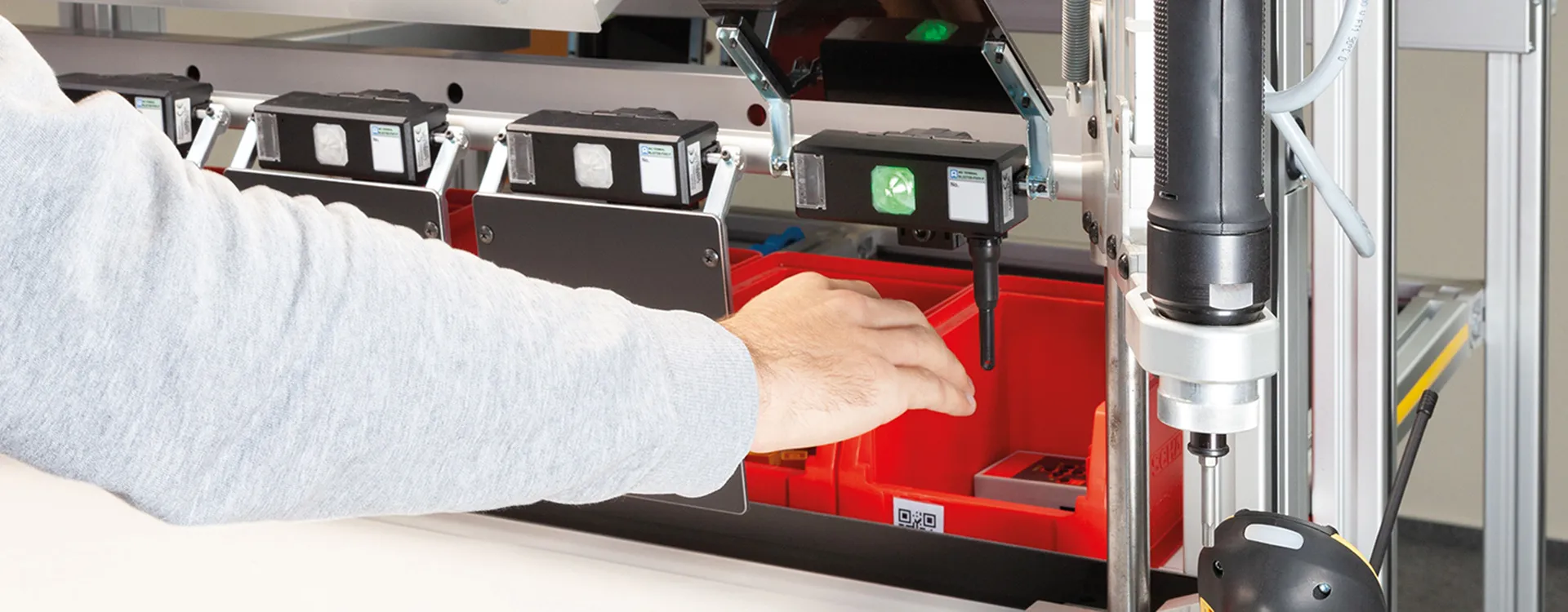 Smart Manufacturing in Saudi Arabia: Guided Assembly, Poka-Yoke and Traceability