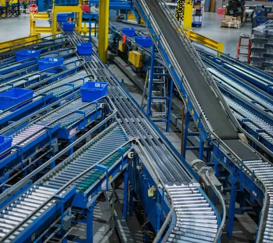 Warehouse automation and intralogistics